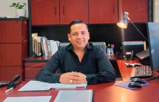 Construye prepa más espacios convivencia