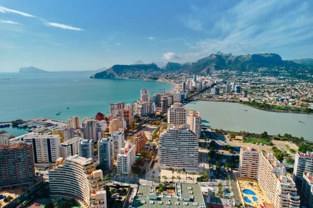 Girl, 4, dies after falling off balcony while sleep walking