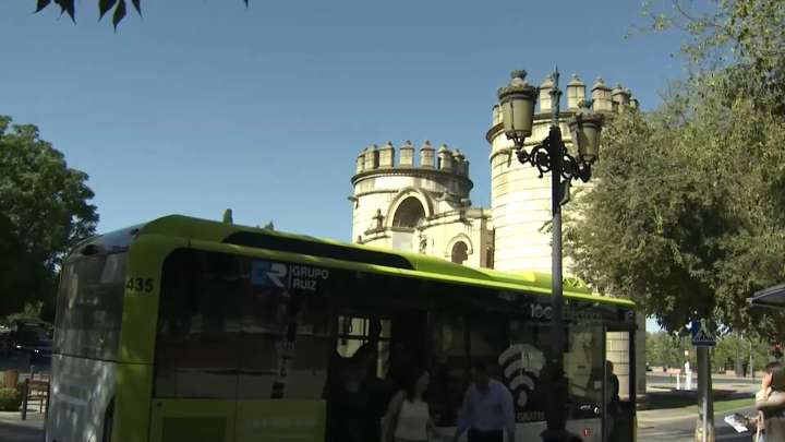 “Recordando mi ciudad”: un viaje en autobús para revivir recuerdos en Badajoz More