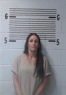 Woman arrested on contraband charges at ADOC prison
