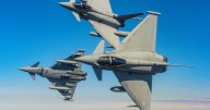 España ofrece a la OTAN tres Eurofighter, un radar y un A400M para la misión 'Centinela Oriental' contra Rusia