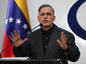 Tarek William Saab anuncia aprehensión de tres jovenes en una moto: ‘Serán imputados por el delito de instigación pública’