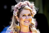 El sofisticado look de Máxima para visitar a las Hermanas Franciscanas en el Barrio del Monasterio