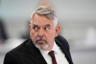 Kennedy's advisers decline to recommend COVID-19 vaccine for Americans