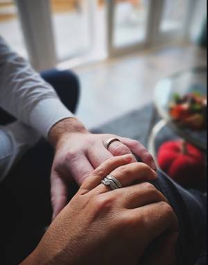 Woman reunited with missing wedding ring via Facebook