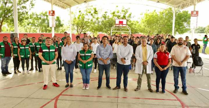 Llevan la ‘Ruta U Bienestar en Movimiento’ a la Universidad José Martí