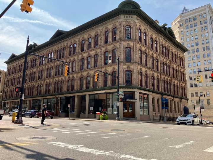 Grand Rapids board OKs $4.6M incentives for office-to-housing conversion at historic building