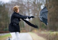 Kent braced for high winds from tomorrow evening amid yellow weather warning