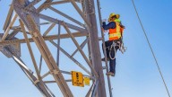 CFE restablece servicio eléctrico en la Península de Yucatán