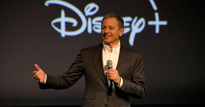 More than 100 ABC News veterans urge Disney CEO Bob Iger to stand firm against Trump attacks
