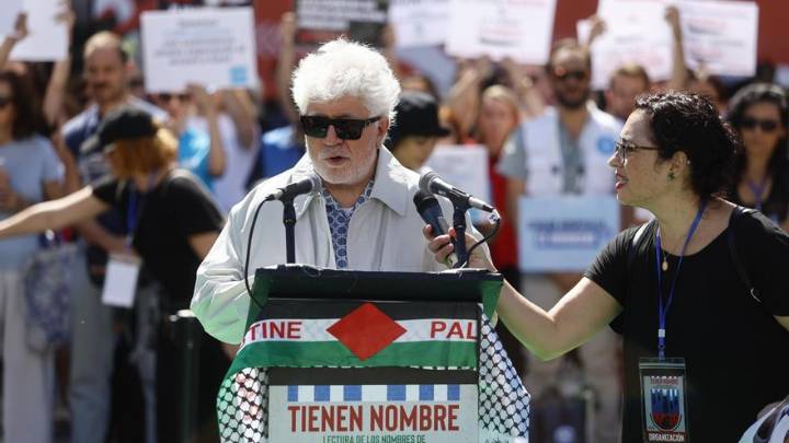 Almodóvar lee la carta de un niño gazatí: "Ojalá tuviera una casa"