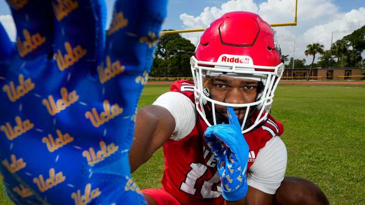 Who are UCLA's Florida football commits after coaching change?