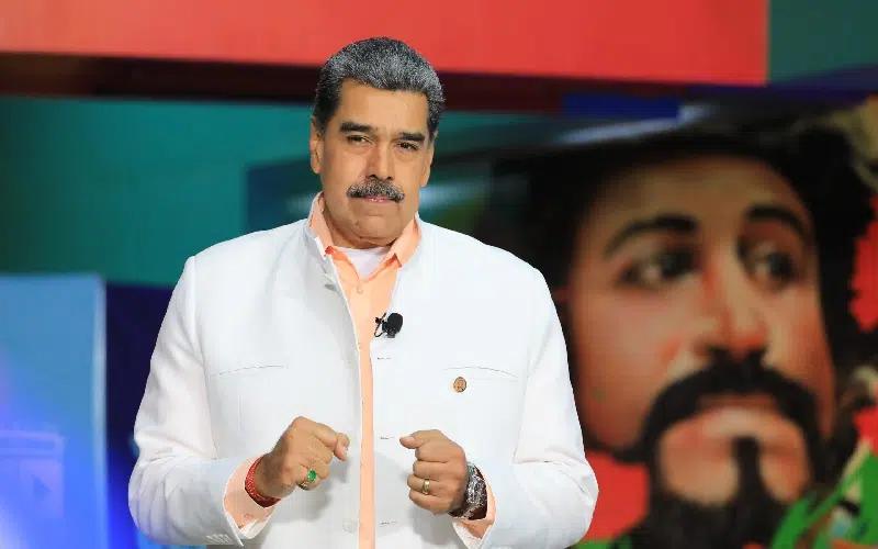 Maduro inició «proceso de consultas» sobre decreto de conmoción externa