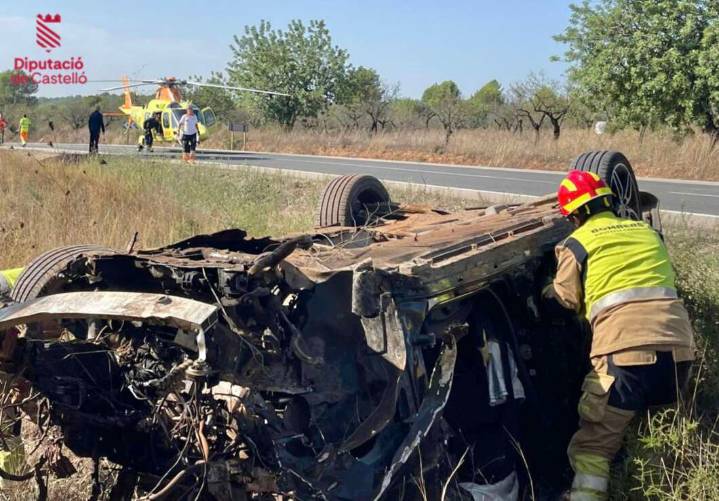 Tragedia en l'Alcora: un fallecido y 5 heridos en un accidente de tráfico en la CV21