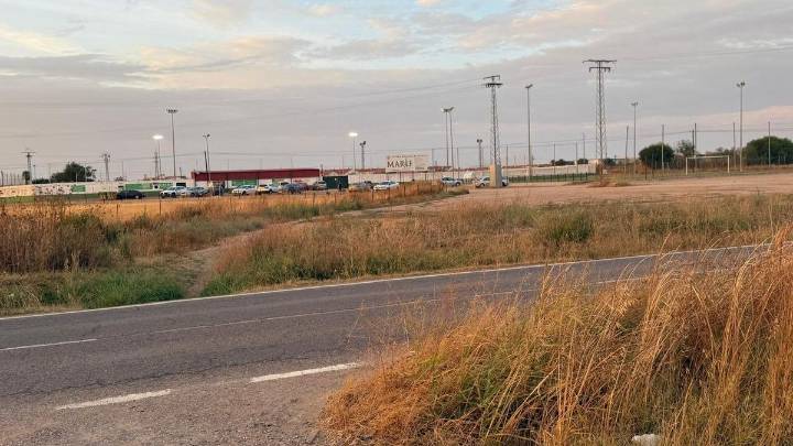 El PSOE de Badajoz reclama "accesos seguros" al campo de fútbol y al cementerio de Gévora