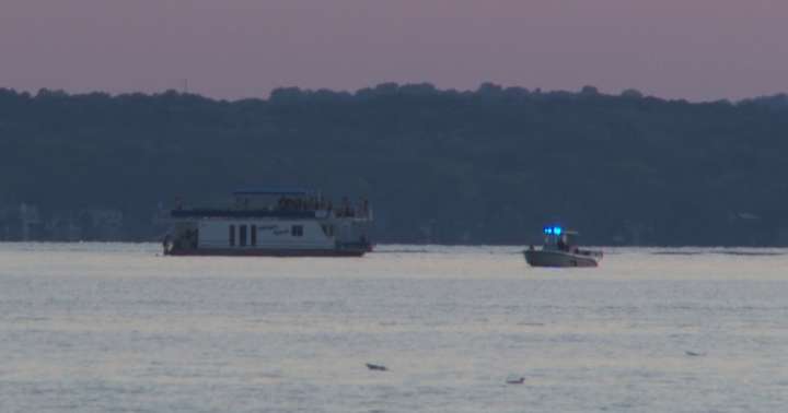 Sheriff's Office: Rescue crews searching for missing boater in Lake Mendota