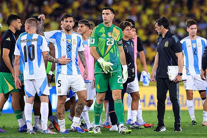 Eliminatorias 2025 con derrota de Argentina en Ecuador en el último partido