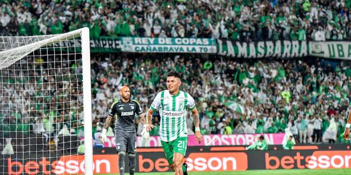 Jorman Campuzano, referente de Atlético Nacional, se refirió a su foto con la camiseta de Millonarios: “uno de niño no piensa”