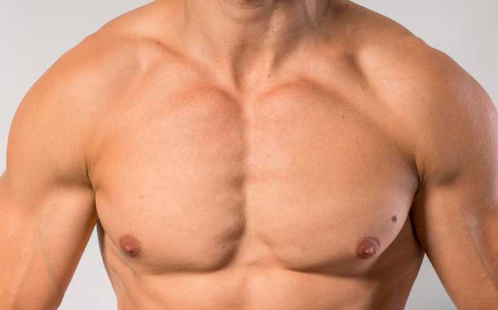 How to Fix a Flat Chest — 5 Moves That Finally Gave Me Upper Pecs