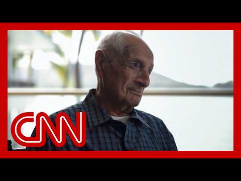 WWII veteran describes the moment when kamikaze plane hit USS Missouri