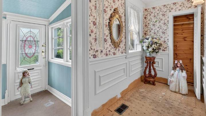 Creepy or creative? “Dollhouse” for sale in Richmond Hill