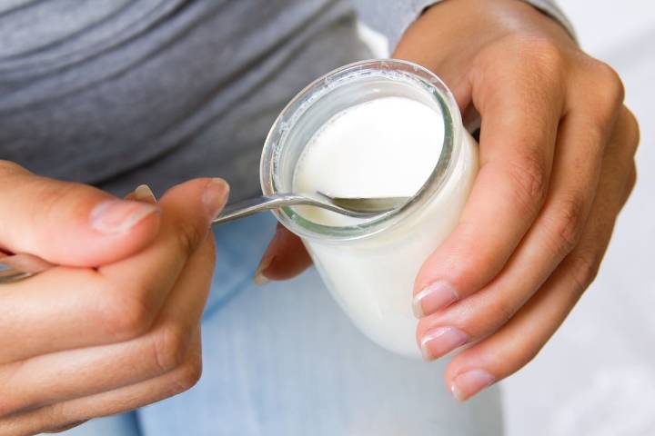 Sus beneficios. El ingrediente del yogur griego: el rol de la vitamina B12 en los niveles de energía del cuerpo