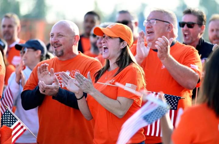 Metro Detroit volunteers honor lives lost on 9/11 with service