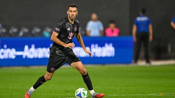 Former Barcelona midfielder Busquets to retire at end of MLS season