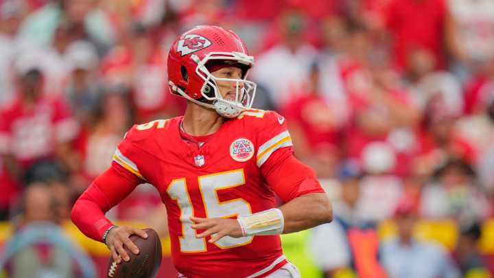 Today's top games to watch, best bets, odds: Chiefs vs. Giants, Mariners vs. Astros and more