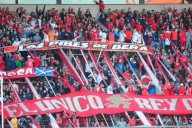 Arde el Libertadores de América: hinchas de independiente descargan su furia contra la dirigencia