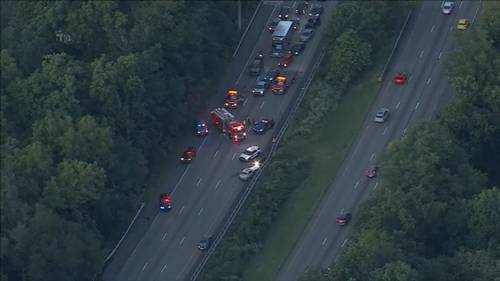 3-vehicle crash causes traffic tie-ups on I-95 northbound in Bristol Twp., Bucks County