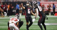 Roster moves: Giants sign K Younghoe Koo to their practice squad