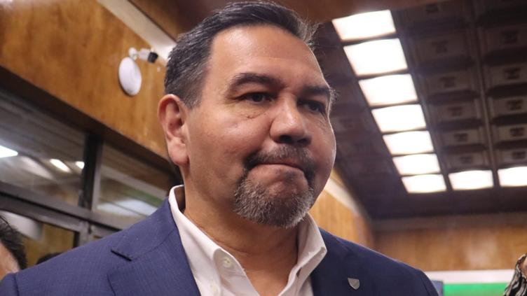 Llama Cruz a denunciar a quien tire residuos industriales