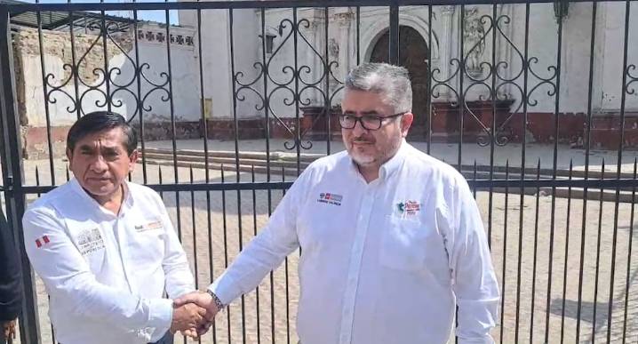 Ica: La catedral está destruida hace más de 18 años y Ministro de Cultura llega para la foto