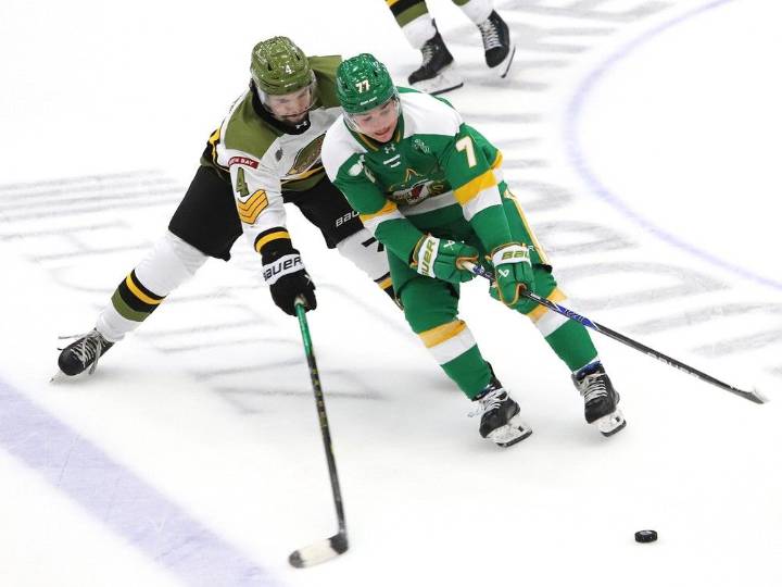 Sudbury Wolves edged in OT to open season: story and photo gallery