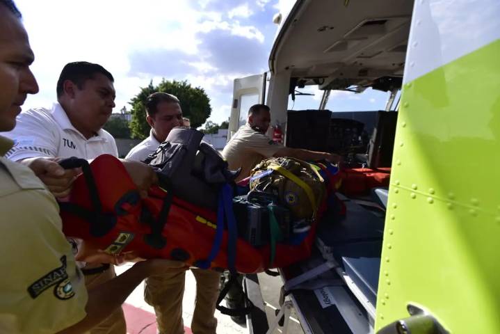 Helicóptero de CFE desaparece en la sierra de Jalisco