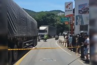 Peatón murió arrollado por un camión frente al parque Gallineral en San Gil