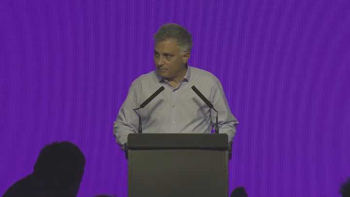 Sebastián Pareja: "Quiero reconocer públicamente la derrota electoral que hemos tenido"