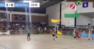 Arquero muere tras atajar un penal en un torneo de futsal en Brasil