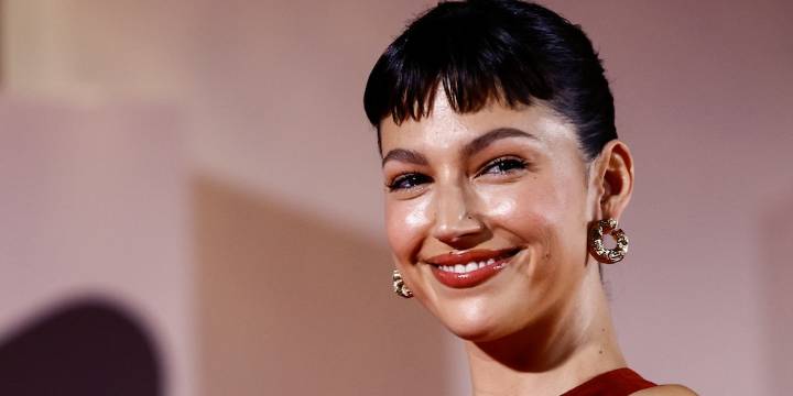 La tierna foto de Úrsula Corberó con su pancita de embarazada al descubierto: “Muy feliz”