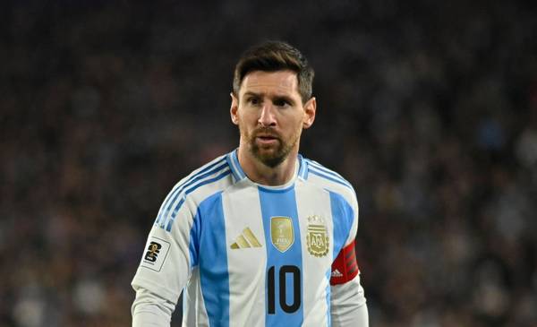 El dardo de un emblema de Ecuador a Messi ante su baja: "Correr"