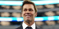 Tom Brady to Play Football Again – Find Out Where & When! 