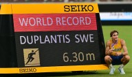 Duplantis rompe, otra vez, el RÉCORD MUNDIAL en salto con garrocha