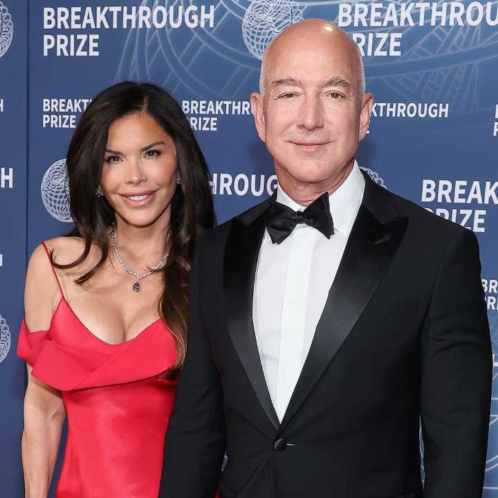 Jeff Bezos, Lauren Sánchez at Sydney Sweeney Birthday: Photo