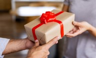 Dear Abby: I wish my unwanted roomie would save money to get her own place, not to buy me gifts
