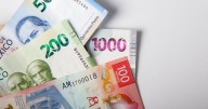 Peso abre a la baja en día de decisión de la nueva tasa del Banxico: Así está el tipo de cambio