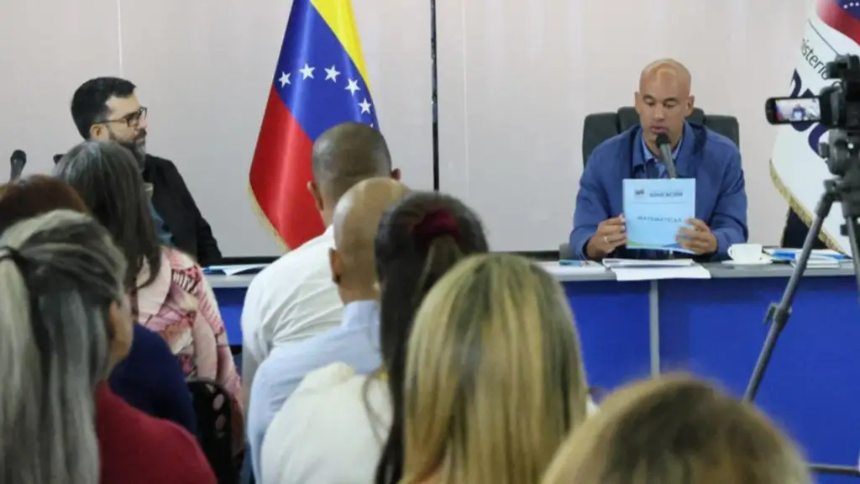 Héctor Rodríguez: ‘Más de 110 mil estudiantes no escolarizados volverán al sistema educativo este lunes’