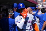 Juan Soto conecta los batazos más extraños de su carrera, implanta un récord y guía a los Mets contra los mejores de la Liga Americana