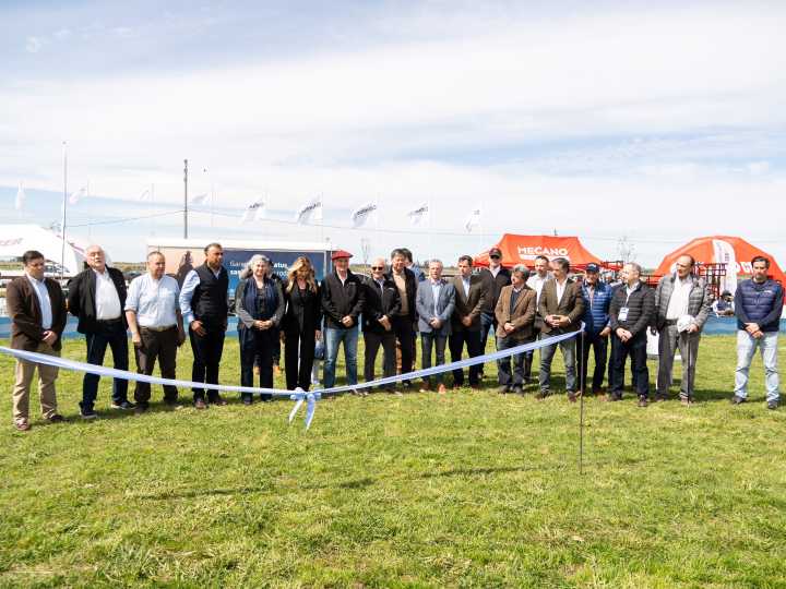 Se inauguró la Semana Angus de Primavera en Cañuelas: Alfonso Bustillo celebró la baja de las retenciones a la carne, pero advirtió sobre el stock vacuno