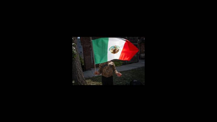 In Chicago, Mexican Independence Day celebrations clouded by threats of ICE raids